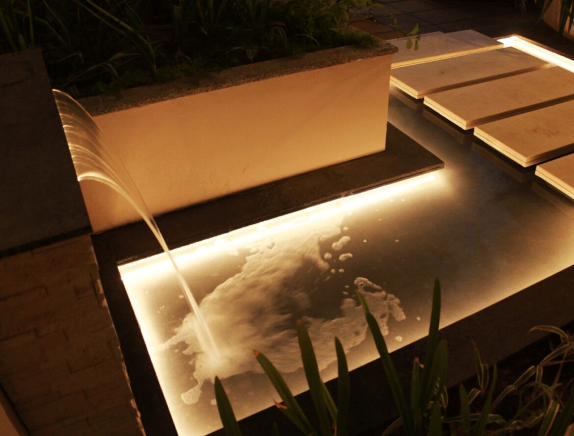 Custom Water Features Construction in Dubai | Fountain & Walls